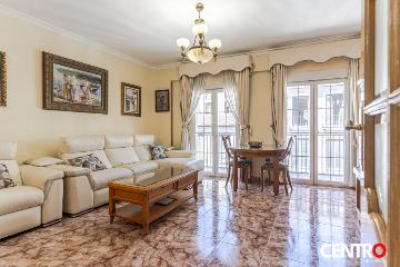 Piso en Reyes Católicos,  vistas a Sierra Nevada