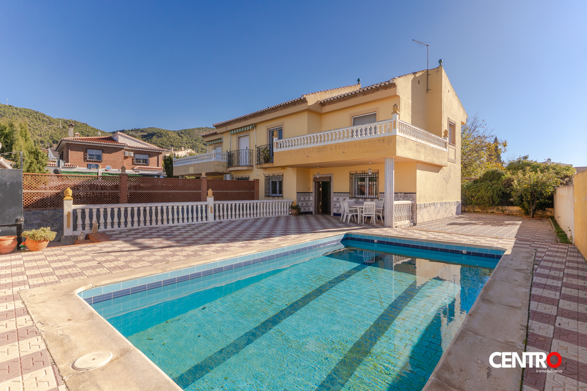 Chalet en el Puntal, Padul.